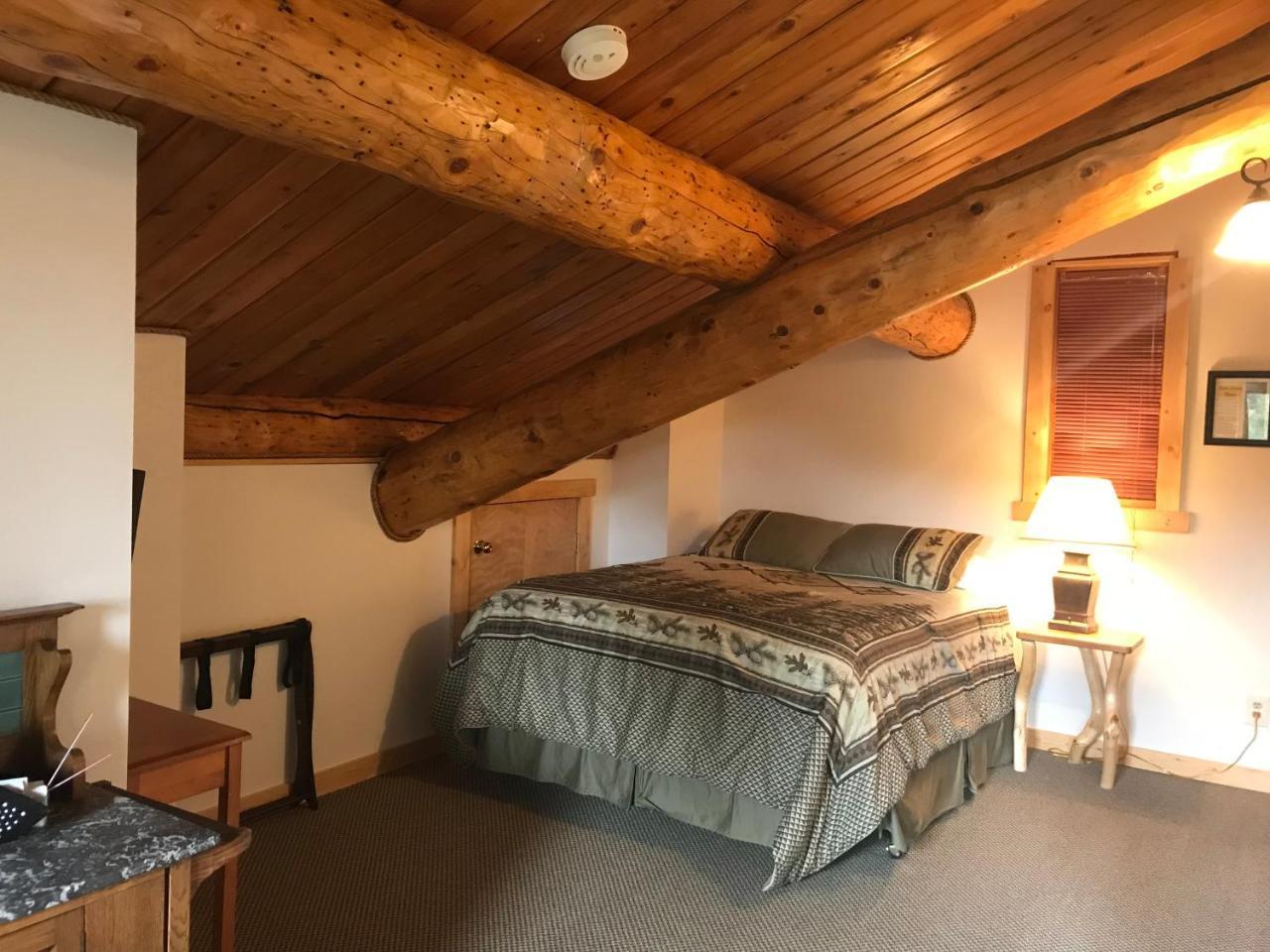 Lake Louise Lodge, Alaska Glennallen Exterior photo